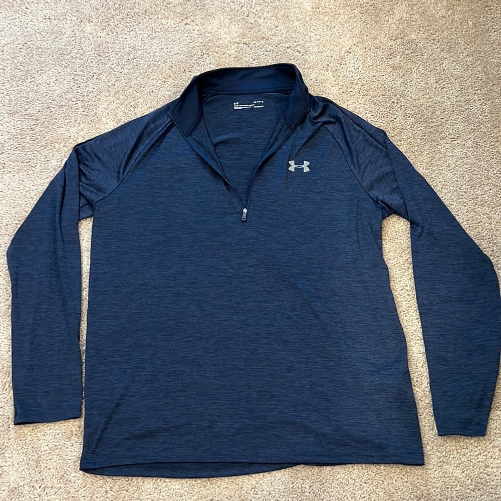 Under Armour Men’s heatgear half zip - size large